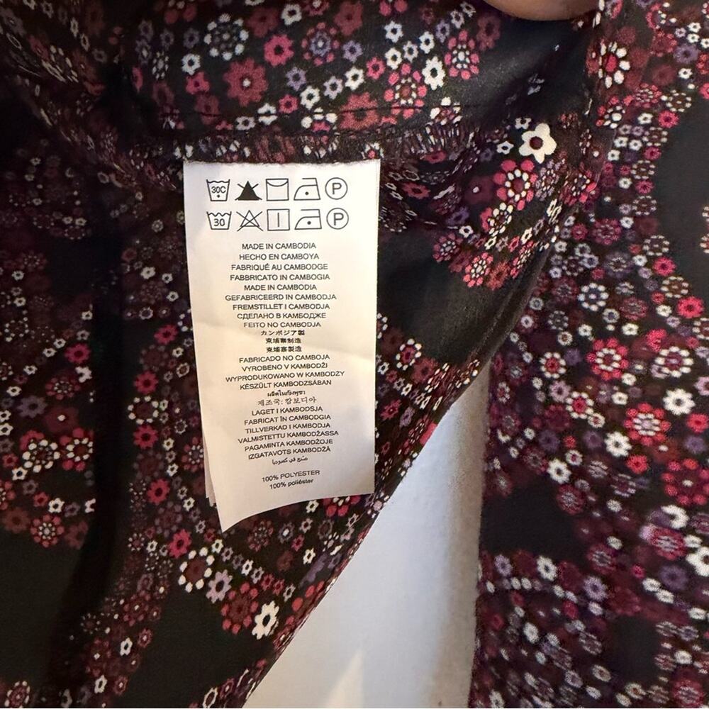 Michael Michael Kors Black and Red Floral Zip-Up Shirt - Picture 3 of 6